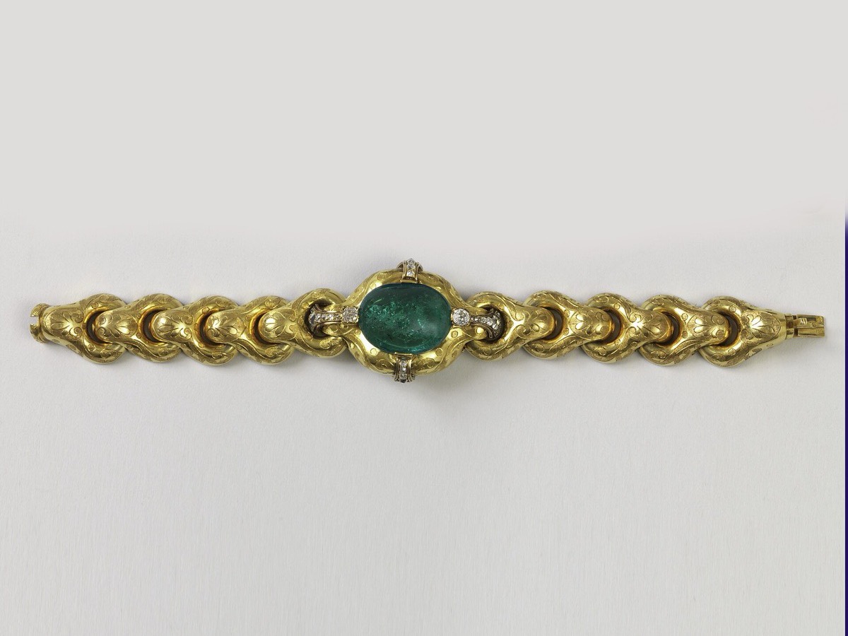 Chain Bracelet with Charm