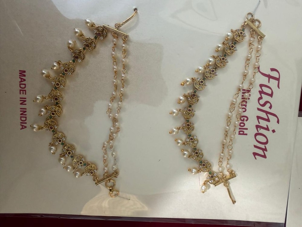 Earrings — Design 04