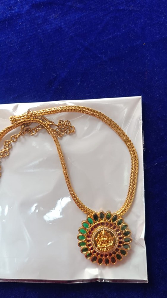 Necklace — Design 17