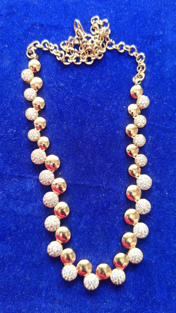 Necklace — Design 03
