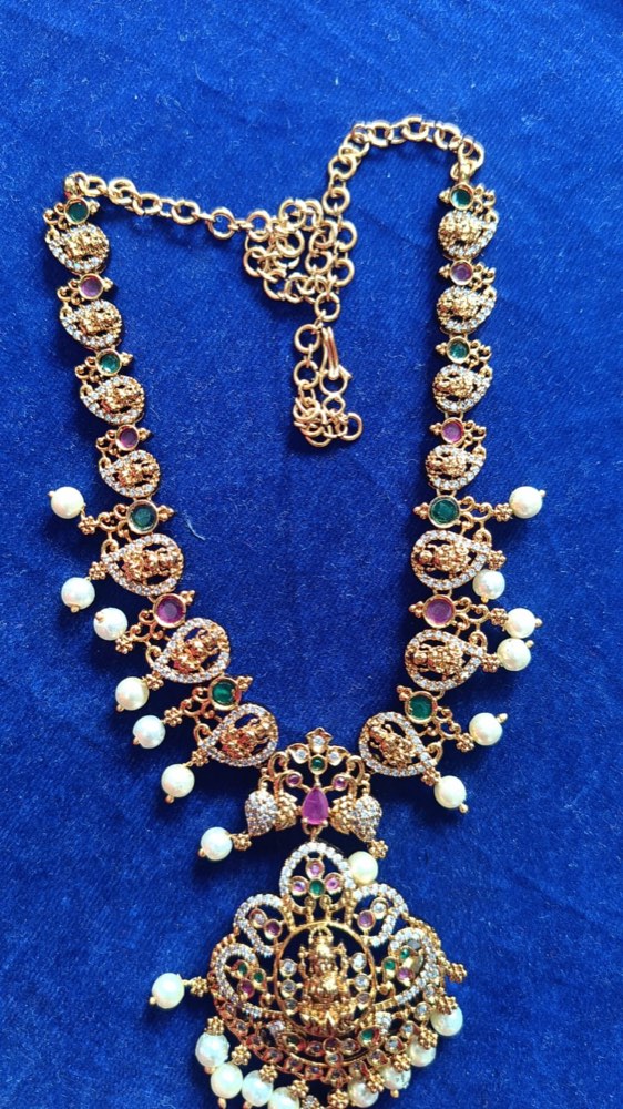Necklace — Design 07